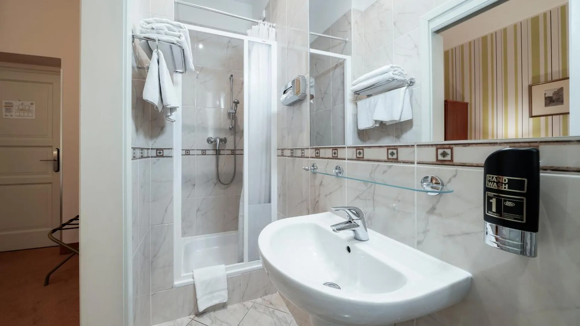 Hotel Raffaello Prague