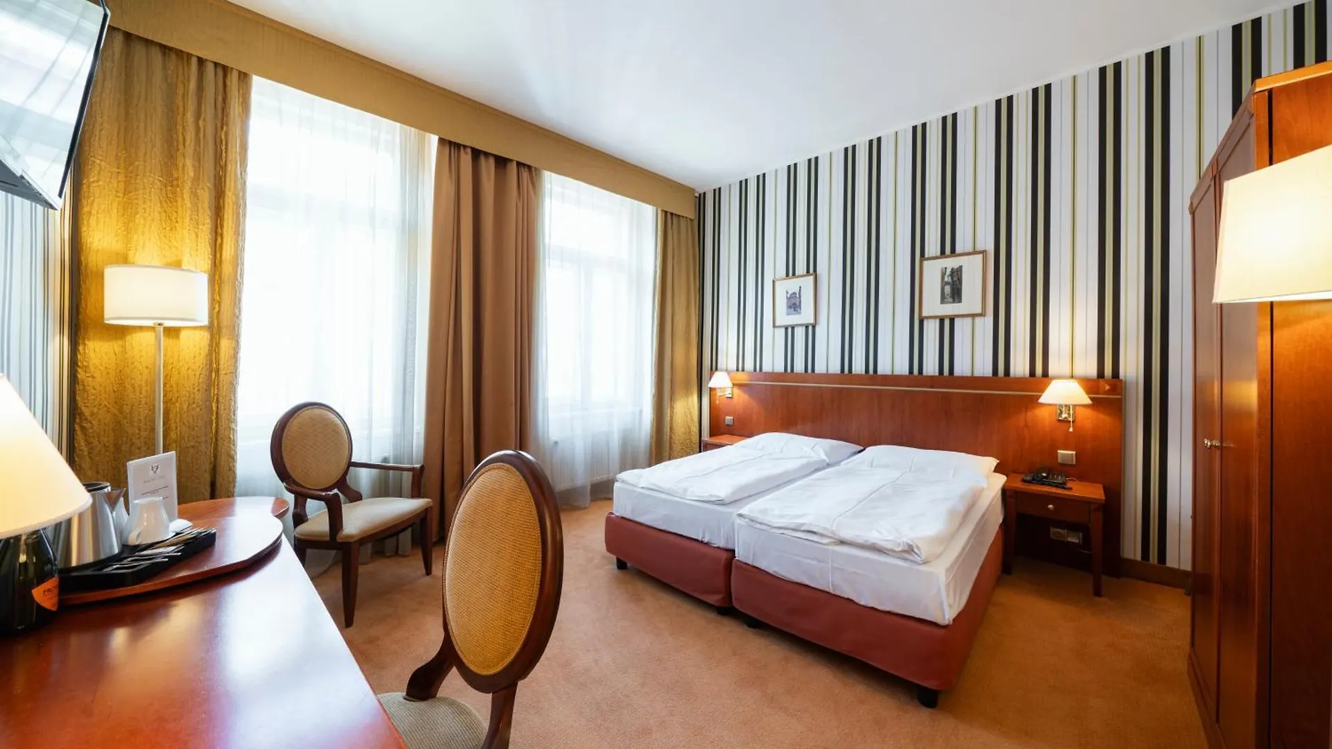 Hotel Raffaello Prague