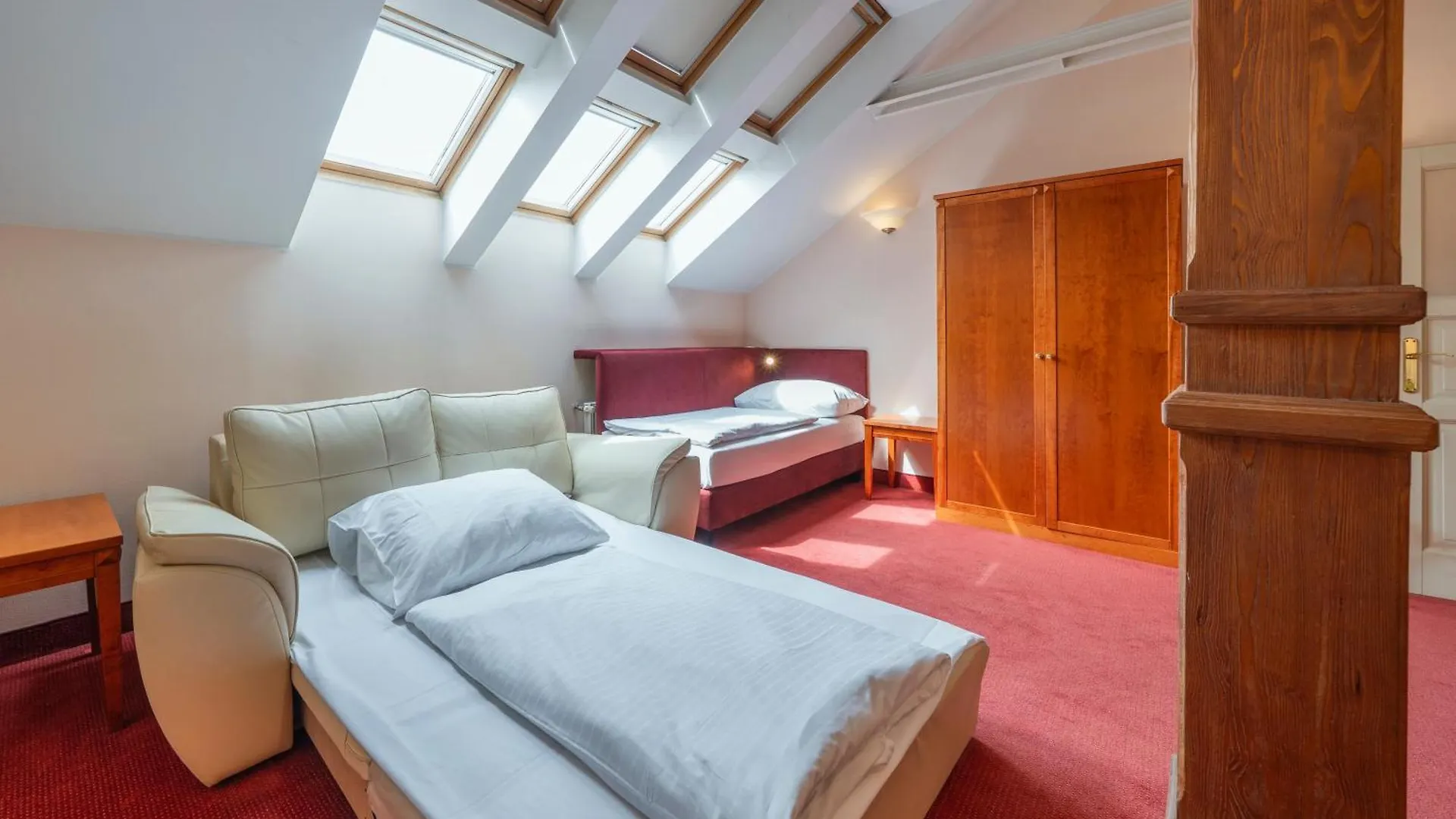 Hotel Raffaello Prague
