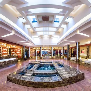 4* Hotel Grand Majestic