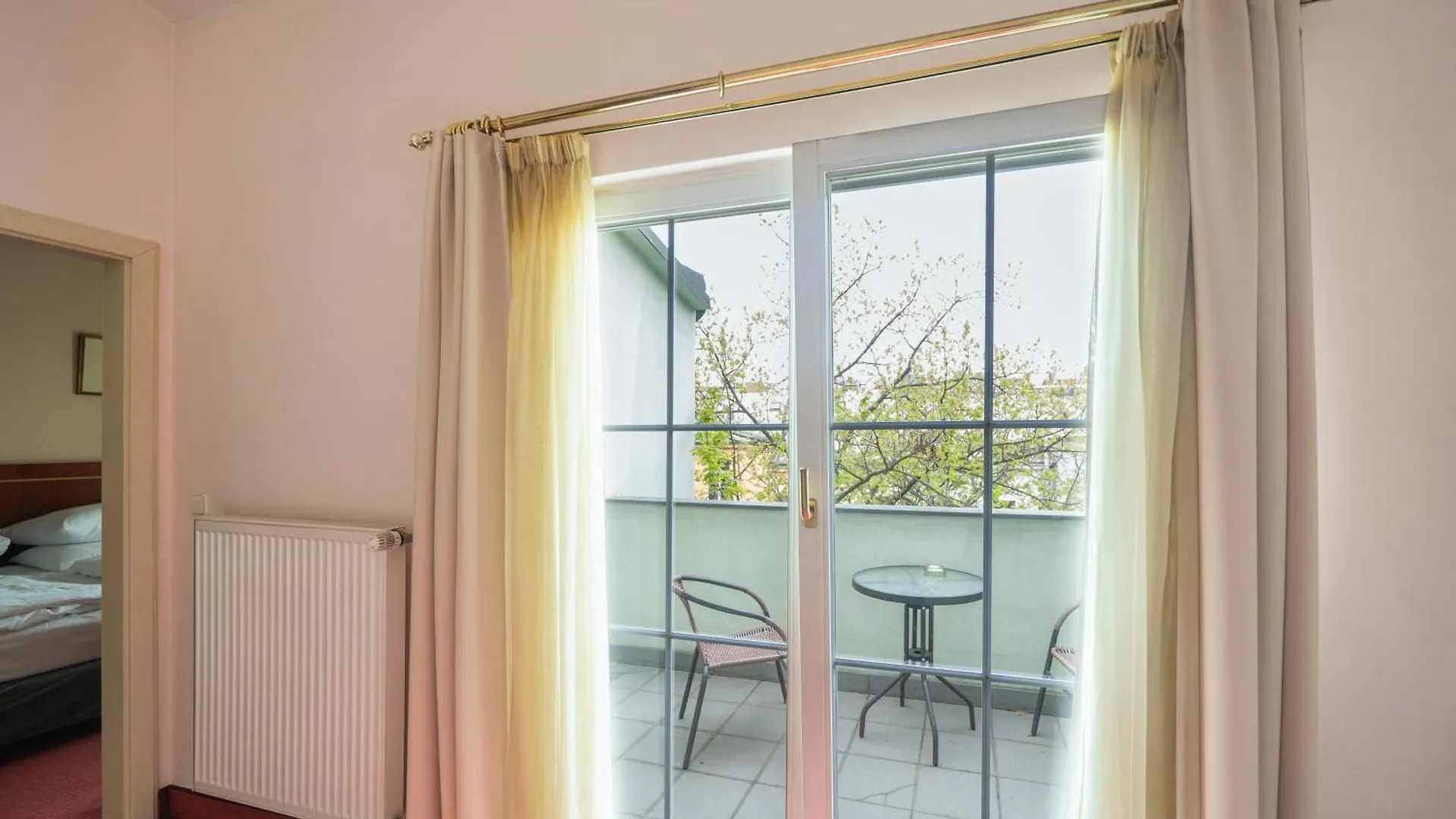 Hotel Raffaello Prague